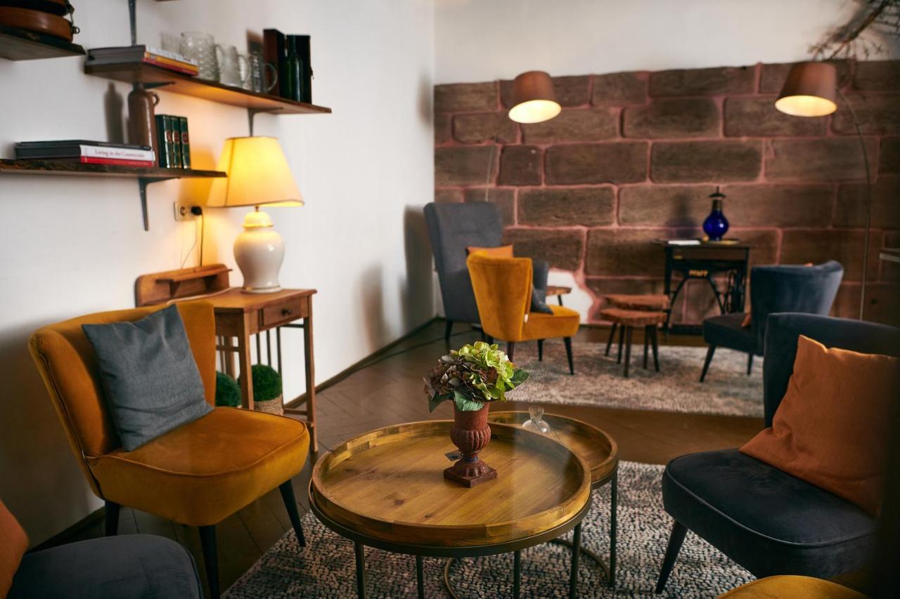 Der Schwan Hotel & Restaurant Schwanstetten エクステリア 写真