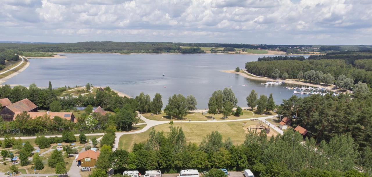 Der Schwan Hotel & Restaurant Schwanstetten エクステリア 写真