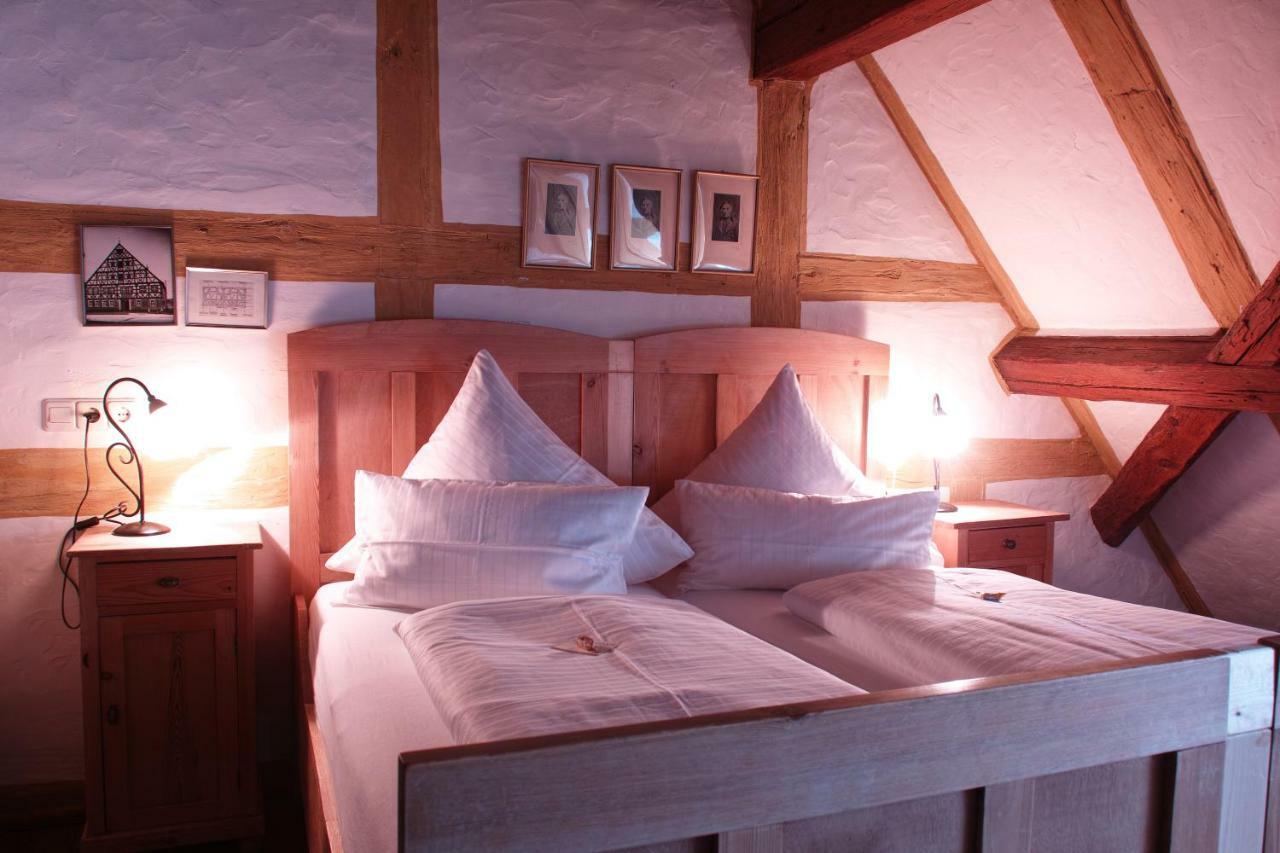 Der Schwan Hotel & Restaurant Schwanstetten エクステリア 写真
