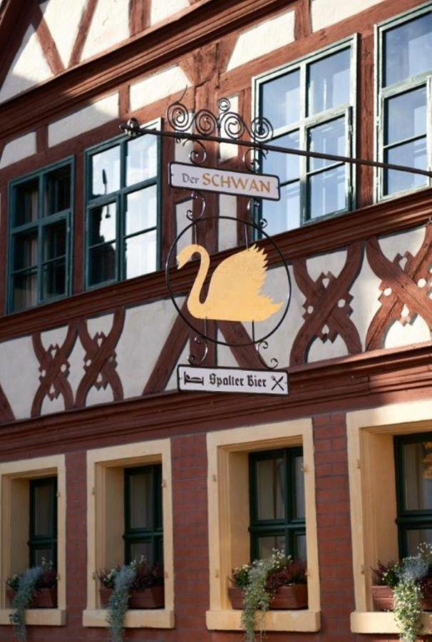 Der Schwan Hotel & Restaurant Schwanstetten エクステリア 写真