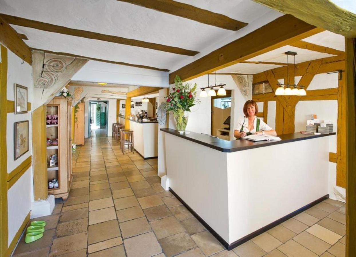 Der Schwan Hotel & Restaurant Schwanstetten エクステリア 写真